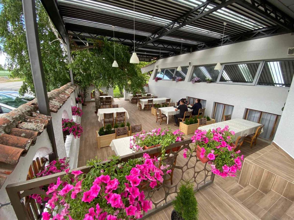 Zormaris-M Hotel Vranje Exterior photo